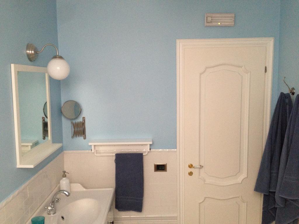 דירות סירקוזה Casa Luthi חדר תמונה
